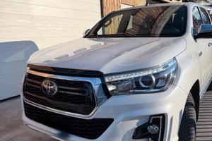 Toyota Hilux,2.4 D Anno in 2020