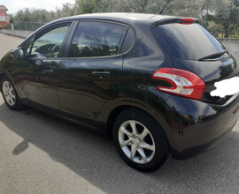 Peugeot 208 1400 hdi diesel tetto panoramico