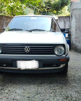 VW  GOLF