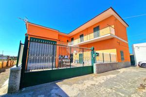 BIFAMILIARE A TORRE DEL GRECO