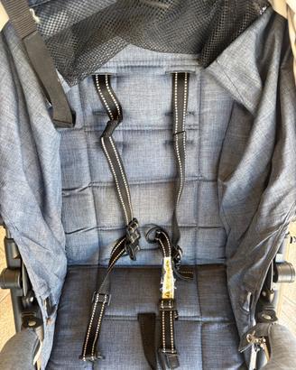 Passeggino SNAP4 comprensivo di borsa