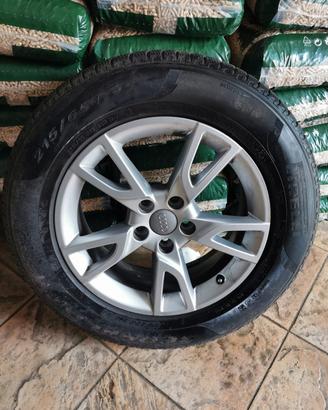 4 cerchi originali Audi Q3