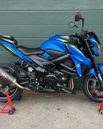 Suzuki GSX-S 750 A2