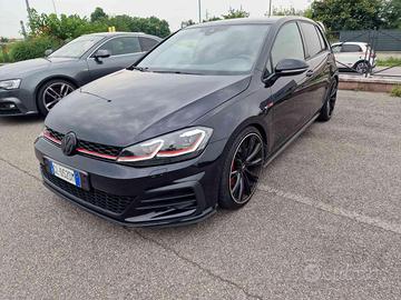 VOLKSWAGEN Golf GTI Performance 2.0 245 CV TSI D