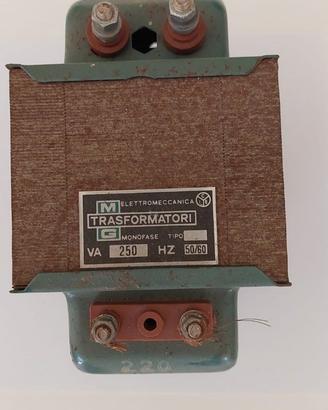 TRASFORMATORE ELETTRICO