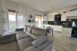 Trilocale ristrutturato privo di spese condominial