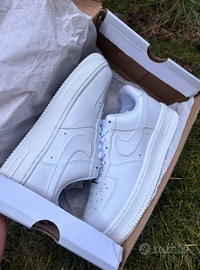 Nike Air Force 1 bianche,  EU 38