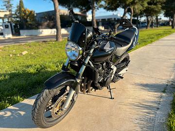 Honda Hornet 600 Completamente RESTAURATA