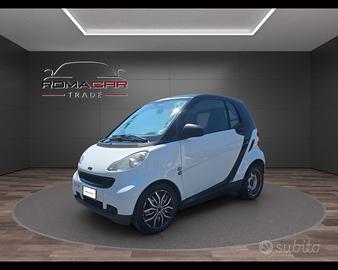 SMART Smart fortwo 1000 45 kW coupé pure