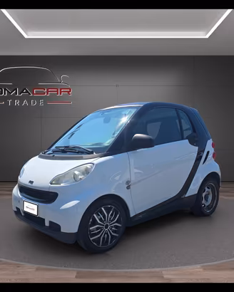 SMART Smart fortwo 1000 45 kW coupé pure