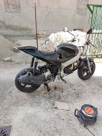 ricambi dna 125 4t motore piaggio Leader 