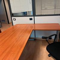 scrivania larga 180 con prolunga 80x73