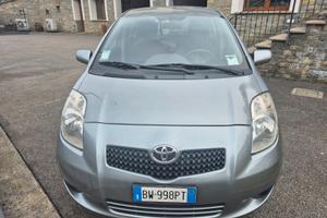 Toyota yaris anno 2007