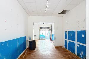 NEGOZIO A LIVORNO