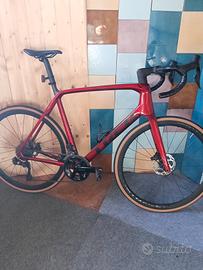 TREK EMONDA 2025