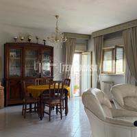 LUMINOSO 5 VANI CON GARAGE