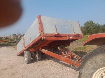 Rimorchio agricolo doppio uso