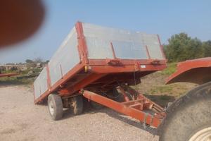 Rimorchio agricolo doppio uso