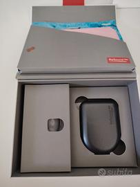 apparecchio acustico orecchio destro