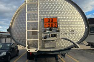 Cisterna petrolifera