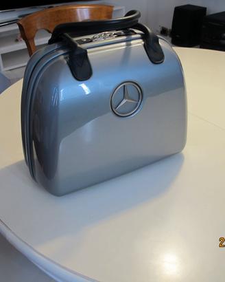 BEAUTY CASE IN POLICARBONATO MERCEDES