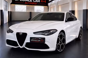 Alfa Romeo Giulia 2.2 Turbodiesel 210 CV AT8 AWD Q