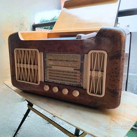 Radio giradischi Radiomarelli anni 50