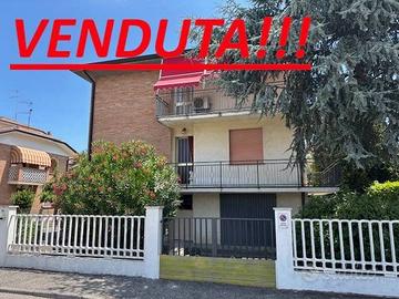 Appartamento di 135 m² con 5 locali e box auto dop