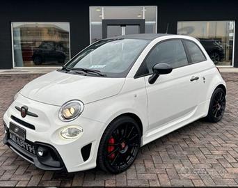Abarth 595 Esseesse