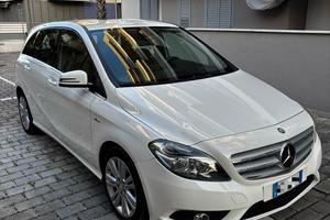 Mercedes Benz Classe B 180 CDI BlueEFFICIENCY 2012