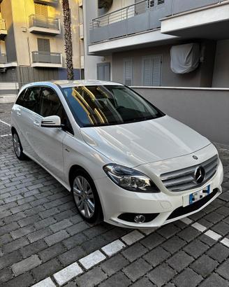 Mercedes Benz Classe B 180 CDI BlueEFFICIENCY 2012