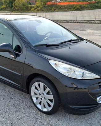 Peugeot 207 1.6 HDi 110CV 3p. Féline con solo 84.4