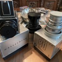 Lotto Hasselblad + proiettore Malinverno TA507