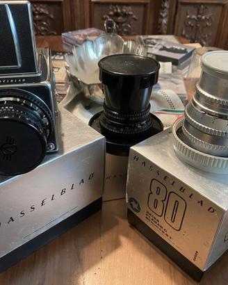 Lotto Hasselblad + proiettore Malinverno TA507