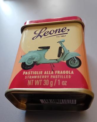 Scatola Metallo Latta Vespa 30g Pastiglie leone