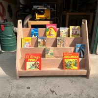 Libreria per bambini Montessori verticale in legno