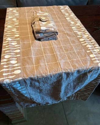 Set tovaglia + 2 runner da tavolo coordinati