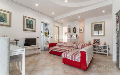 Centro - 3 locali in buone condizioni !!