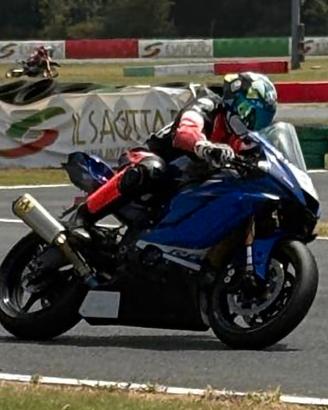 r6 race GYTR 2022