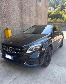 Mercedes GLA 220 4Matic - Night Edition