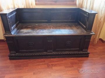 cassapanca in legno massello 