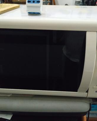 forno microonde termozeta 40800A crisp con grill