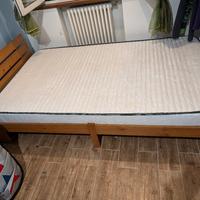 Letto a una piazza e mezzo 120x200 con materasso