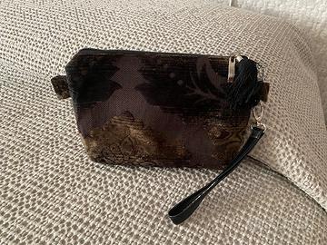 pochette in velluto damascato marrone