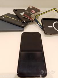 iPhone X con 7 cover