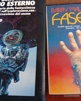 vecchi libri vintage di fantascienza