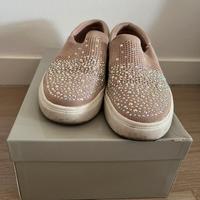 Scarpa slip-on con strass