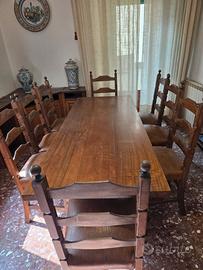 Tavolo da pranzo stile fratino con 8 sedie