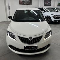 Lancia Ypsilon 1.0 FireFly 5 porte S&S Hybrid Silv