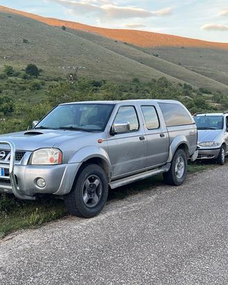 Pick up Nissan navara 2.5